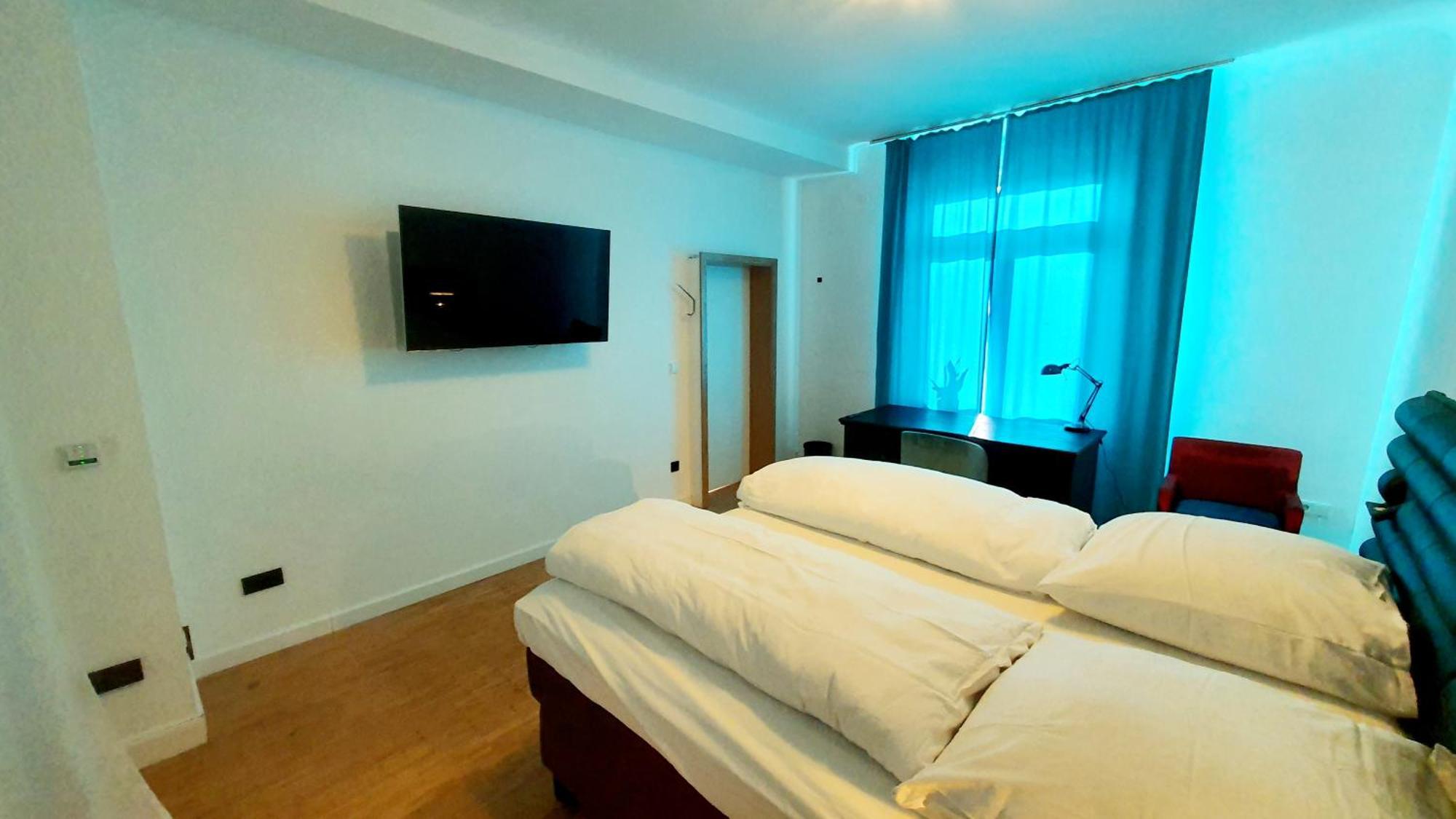 Helles Zimmer Mit Kingsize-Bett Mannheim Exterior foto